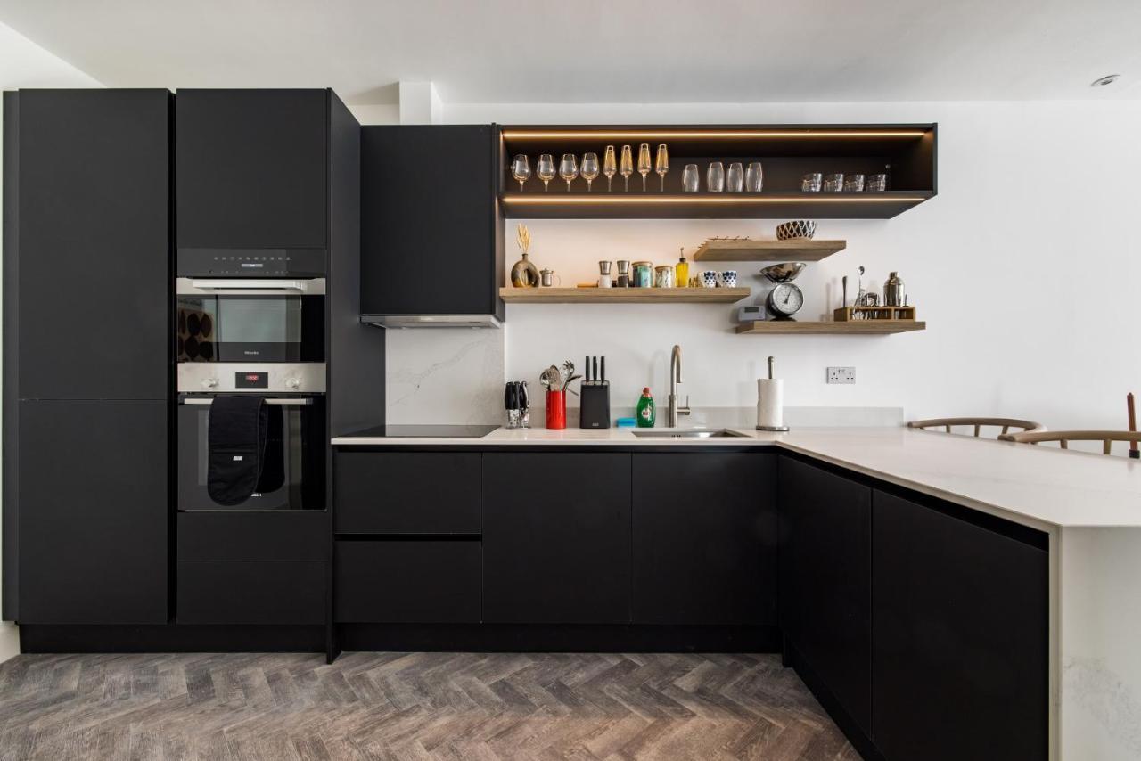 Апартаменти The Battersea Secret - Trendy 3Bdr Flat With Patio Лондон Екстер'єр фото